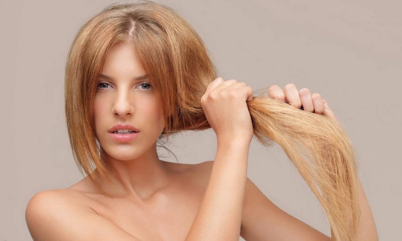 Rinse your hair with apple cider vinegar 1 1