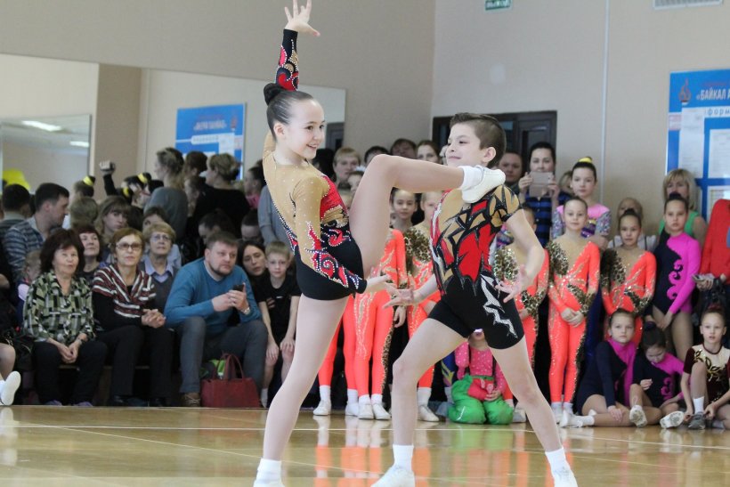Tantsevalnaya gimnastika 100